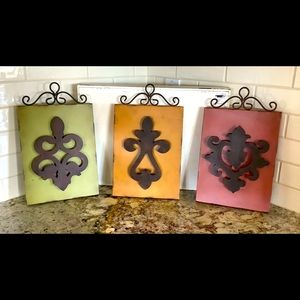 Metal wall art set